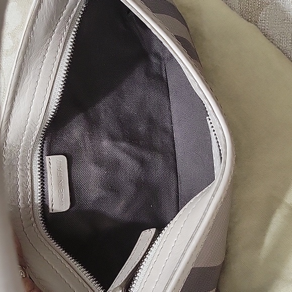 BURBERRY BAG AUTHENTIC VINTAGE EUC - Picture 7 of 11